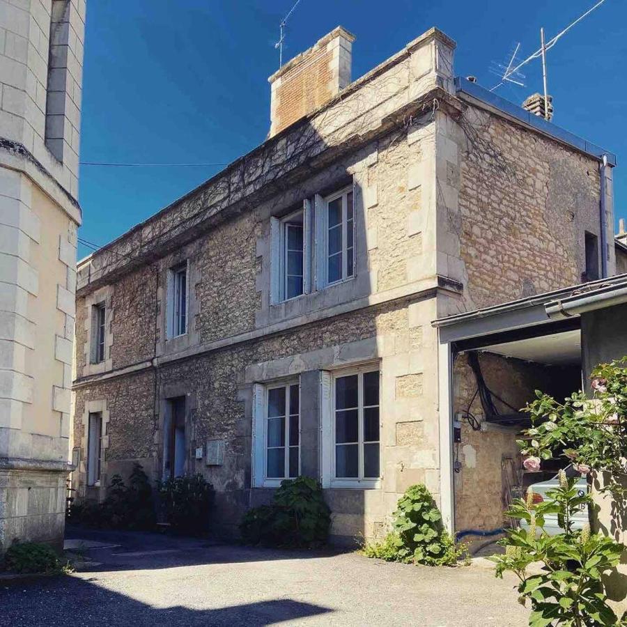 Maison Saint Louis Poitiers Exteriör bild